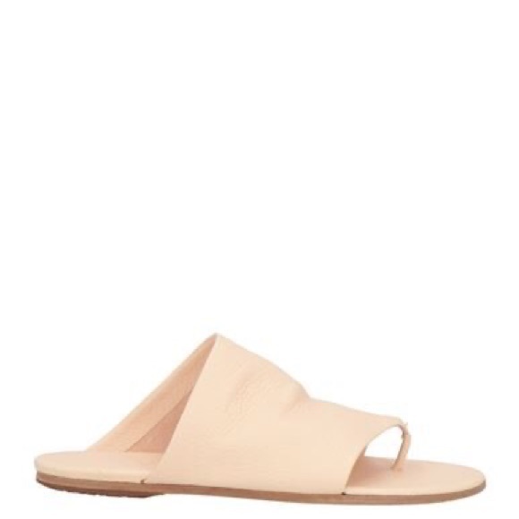 Marsell Shoes - MARSÈLL Arsella
FLIP FLOPS Women's Tan Slide Sandals 7 NIB